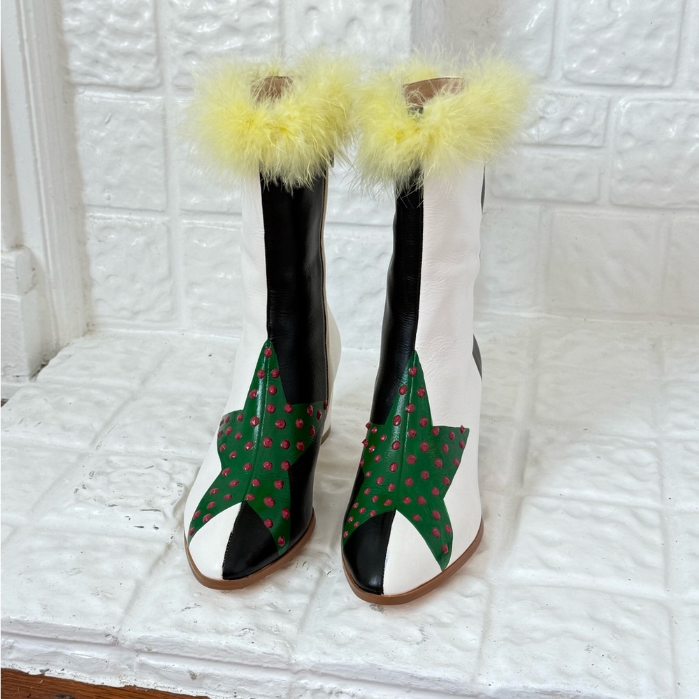 ⭐️ Zig Zag Goods Hand Painted Star Go-Go Boots ⭐️ Size 9
